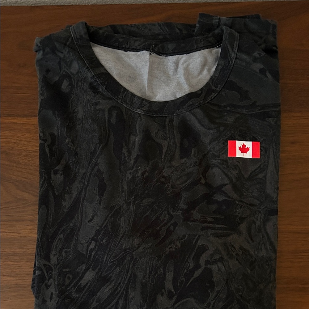 Lulu Lemon Canada Olympics Camouflage Men's Shirt